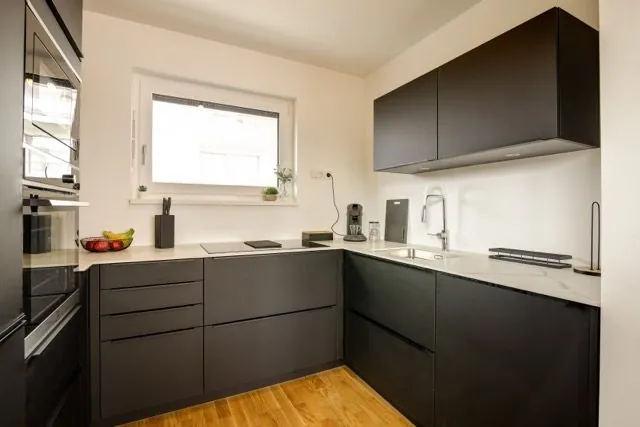 Exklusives 3-Zimmer-Apartment – Küche & Essbereich