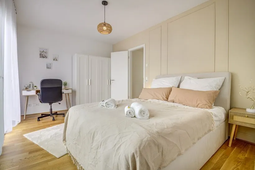 Exklusives 3-Zimmer-Apartment – Schlafzimmer 1