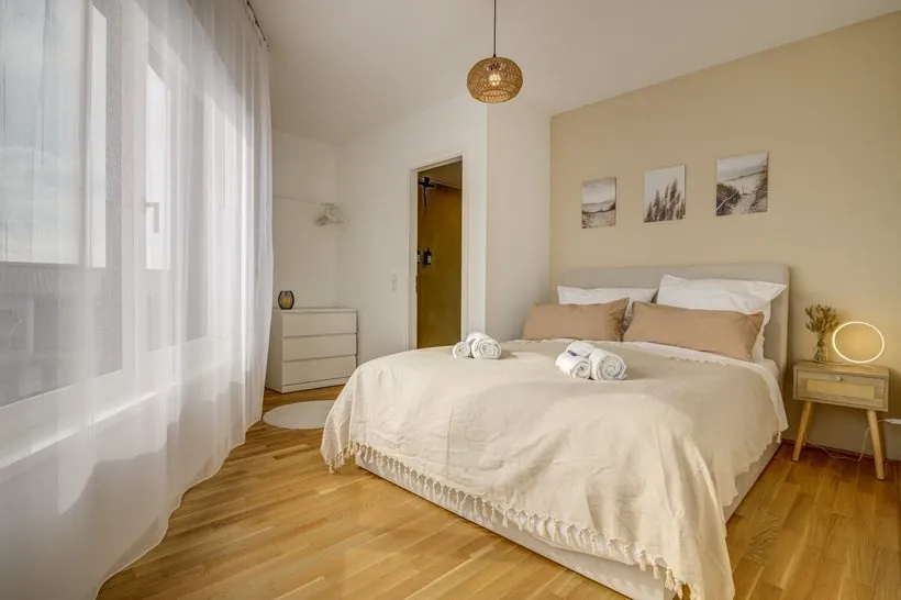 Exklusives 3-Zimmer-Apartment – Schlafzimmer 2