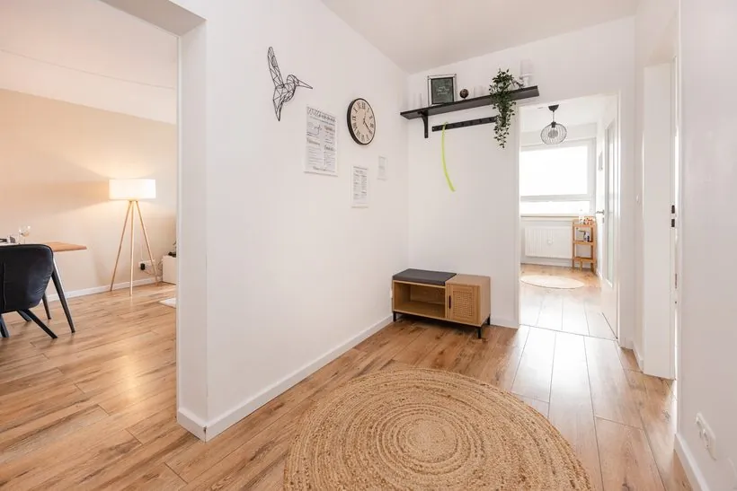 Modernes 2-Zimmer-Apartment – Flur
