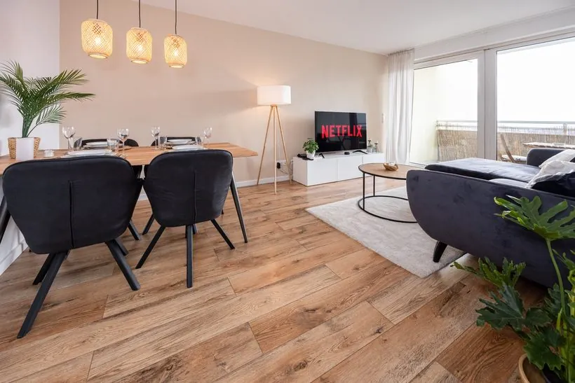 Modernes 2-Zimmer-Apartment – Wohn- & Essbereich