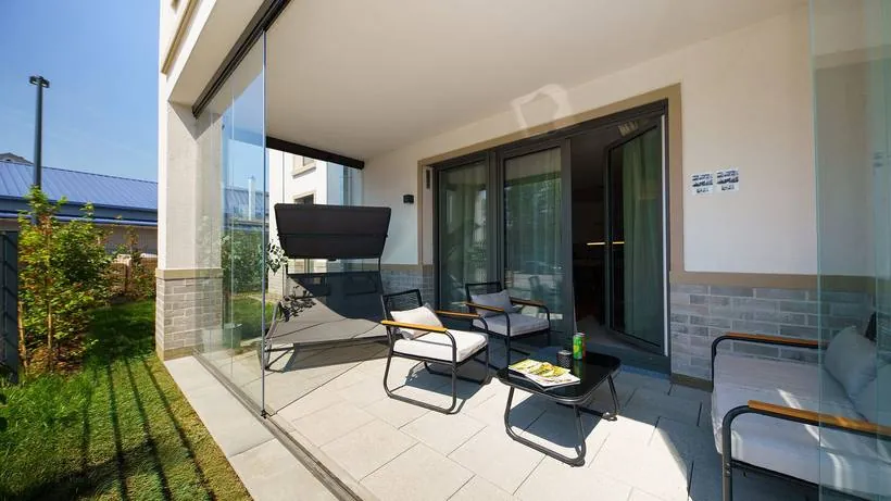 Apartment im Japandi-Stil – Terrasse