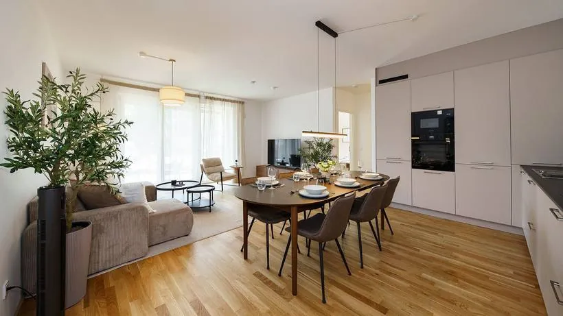 Apartment im Japandi-Stil – Wohnzimmer