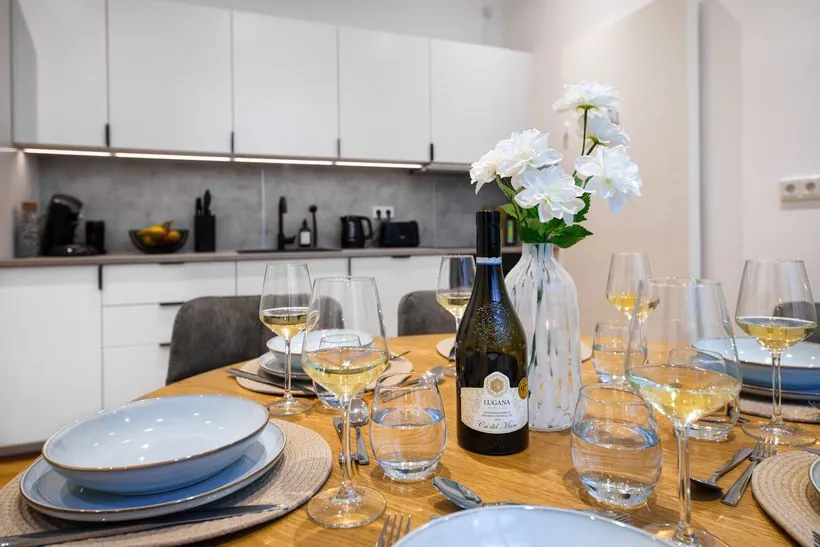 Luxury 3-room apartment – Dining area